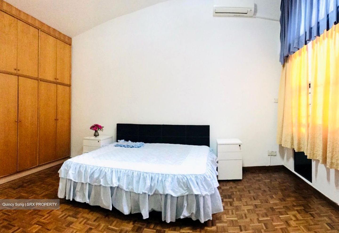 Sunshine Terrace (D19), Terrace #567667241